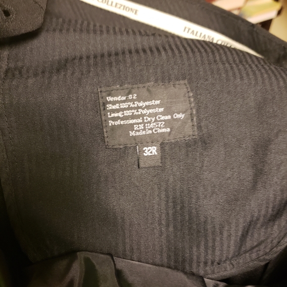 Tuxedo - Picture 6 of 16